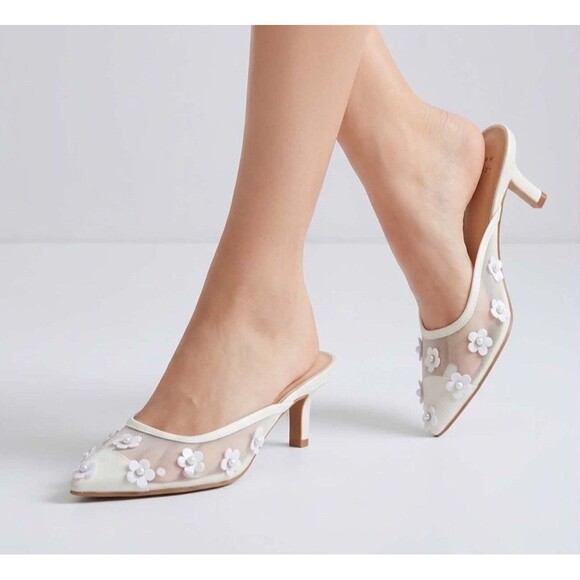 a new day Shoes - A New Day Delilah Mule Womens US 6 White Mesh Floral Memory Foam Kitten Heel